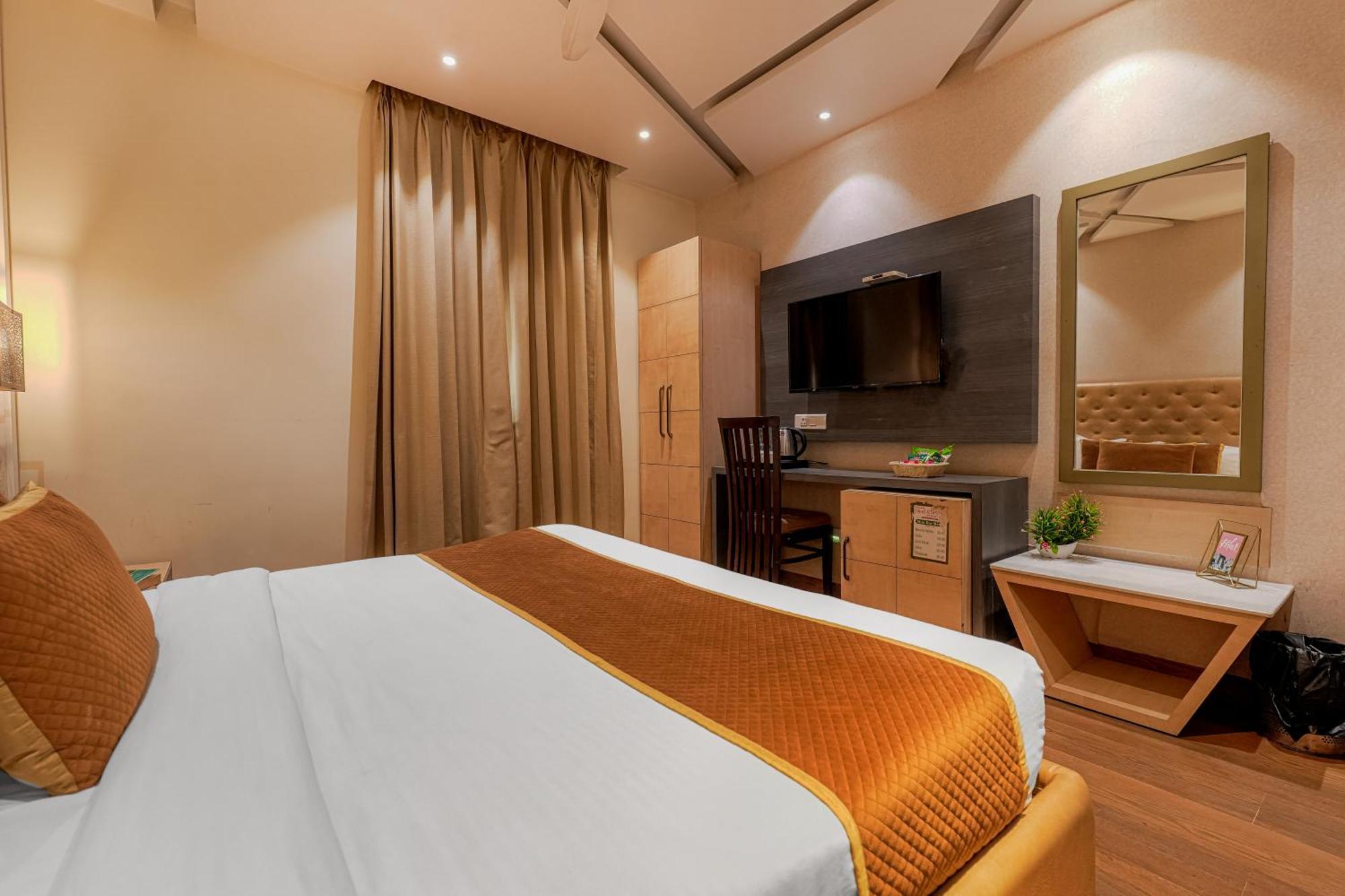 Csjs Inn Hotel 암리차르 외부 사진
