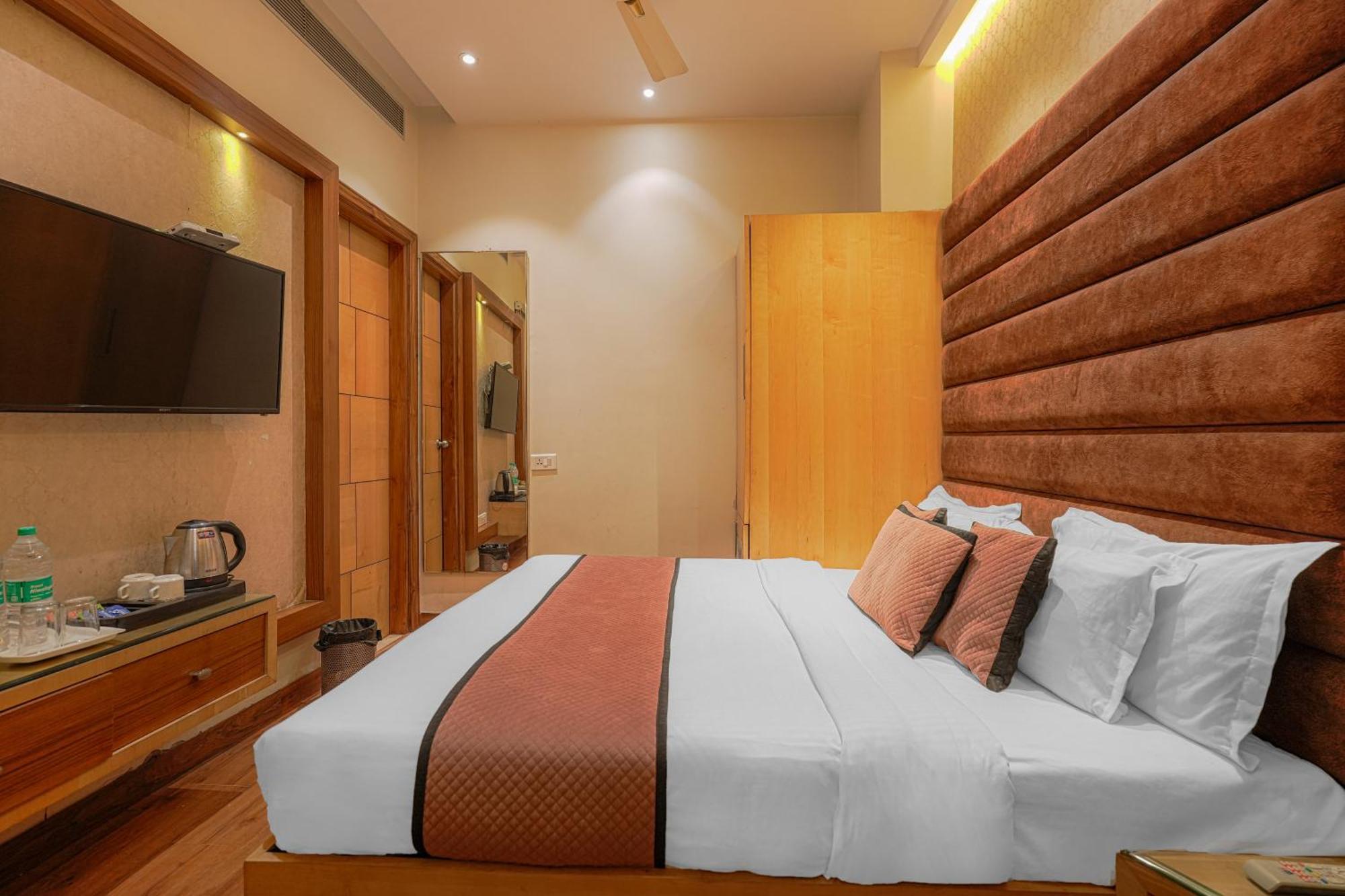 Csjs Inn Hotel 암리차르 외부 사진