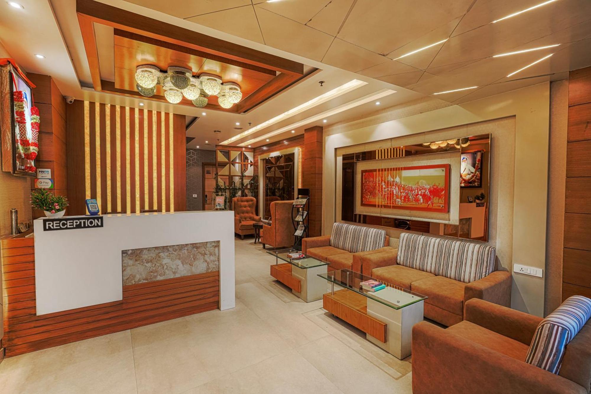 Csjs Inn Hotel 암리차르 외부 사진